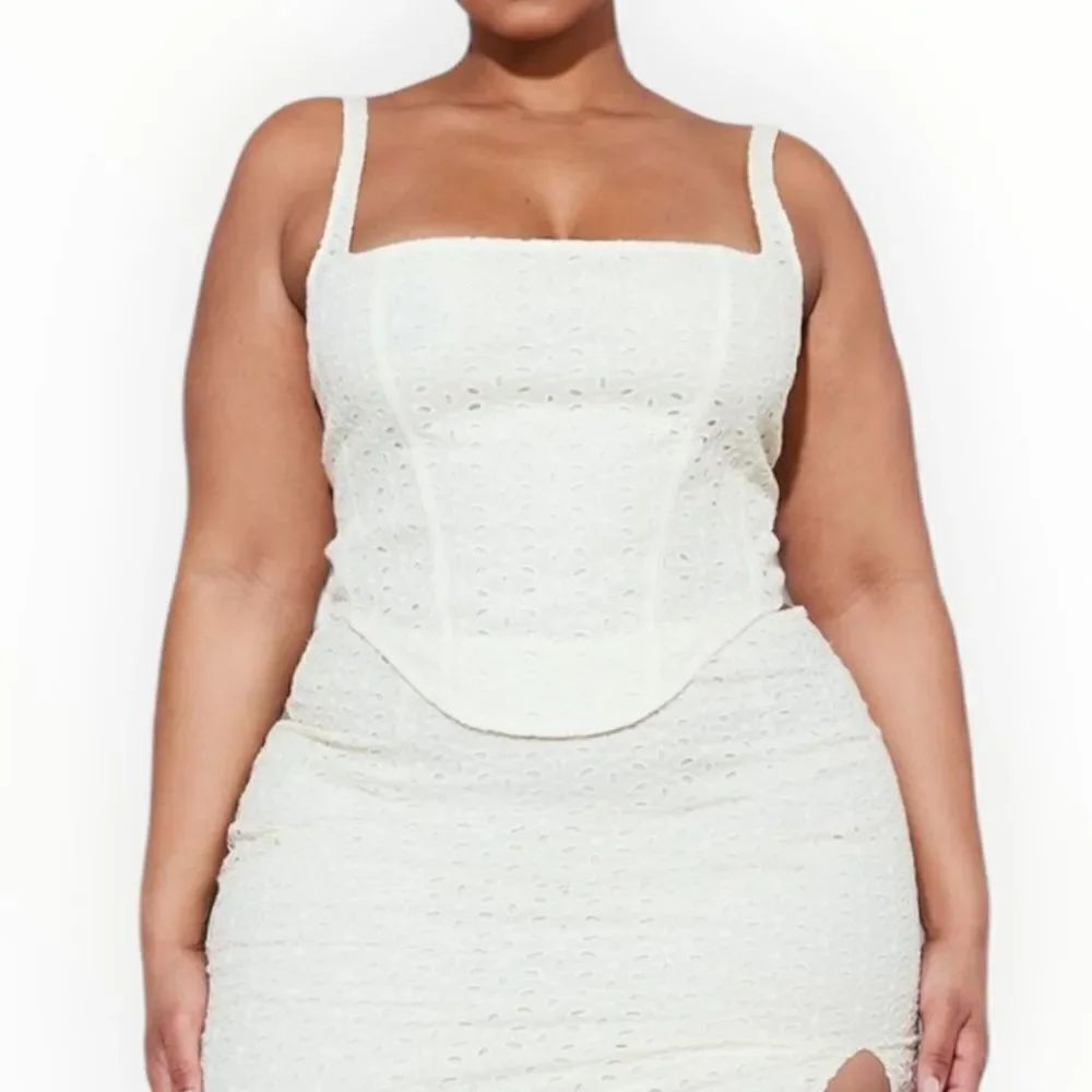 Pretty Little Thing Cream Broderie Anglaise Corset, 12